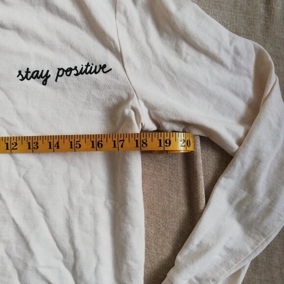 H&M Stay Positive Off White Sweatshirt Size Small - Picture 6 of 7